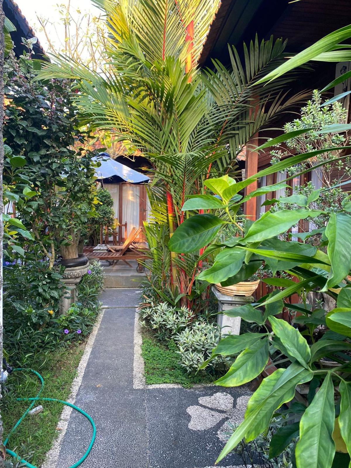 Wait Garden Cottage Toyapakeh Екстер'єр фото